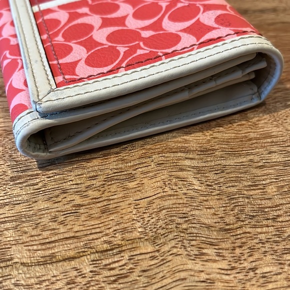 COACH Signature Stripe Wallet - Picture 4 of 16